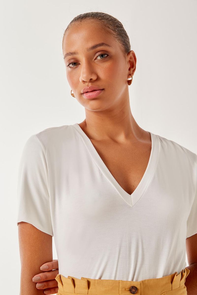 01037507_0072_3-BLUSA-MALHA-V-BASICA