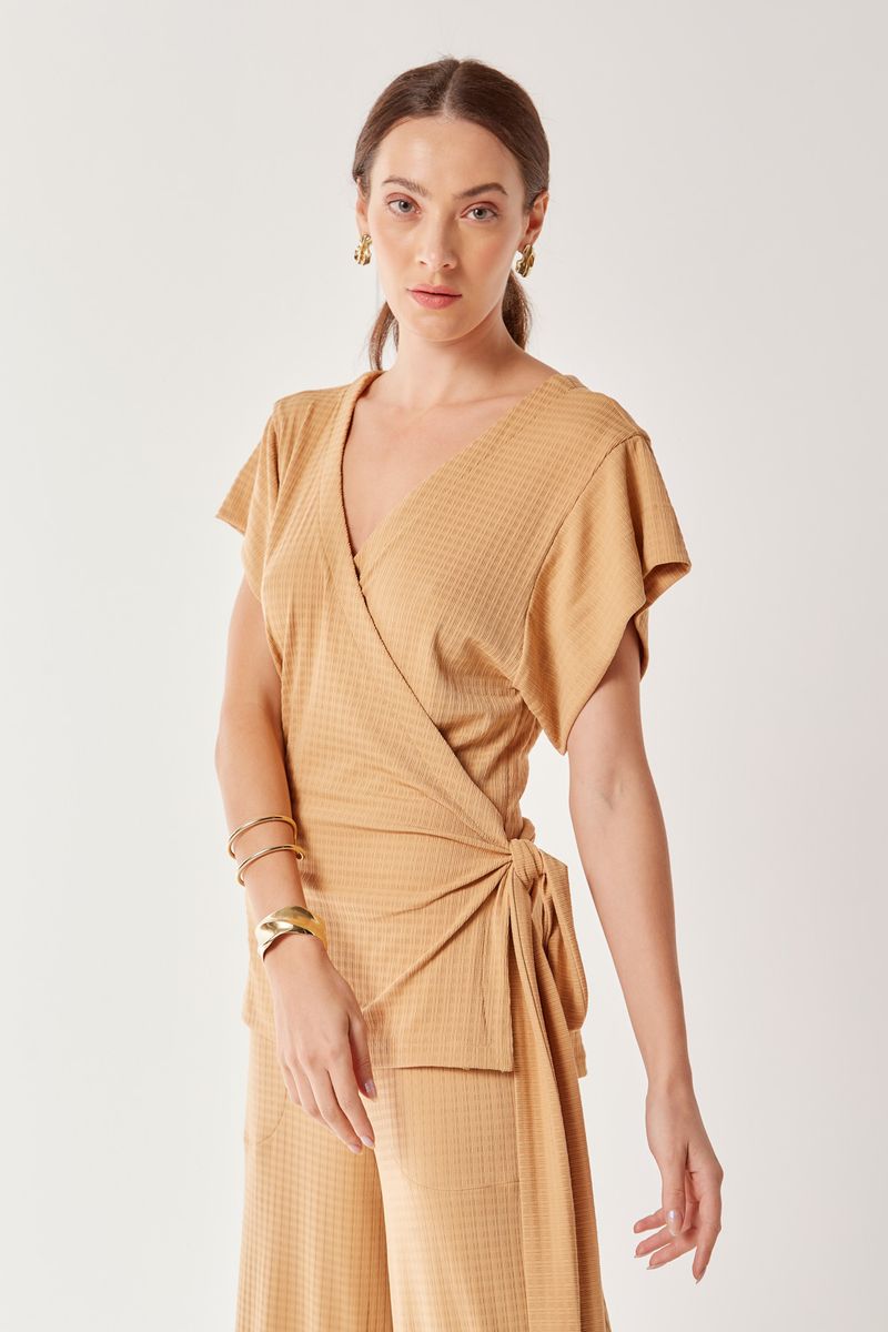 01037468_6064_1-BLUSA-MALHA-TEXTURIZADA