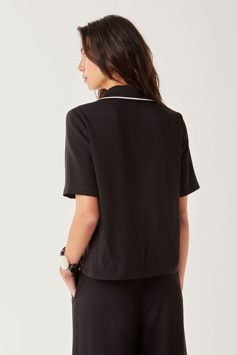 01037053_0002_2-BLUSA-POLO-RETILINEA
