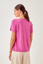 01038050_7108_2-BLUSA-MALHA-DECOTE-U