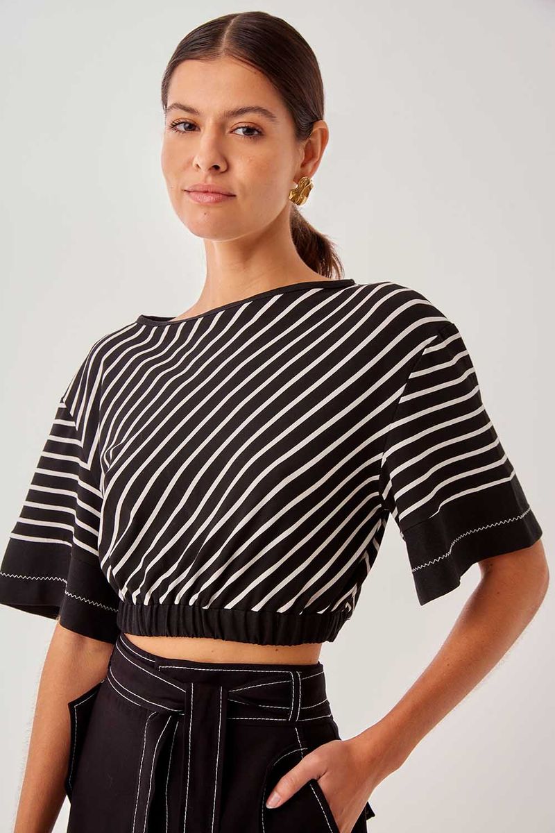 01038062_0002_1-BLUSA-MALHA-LISTRA-PB