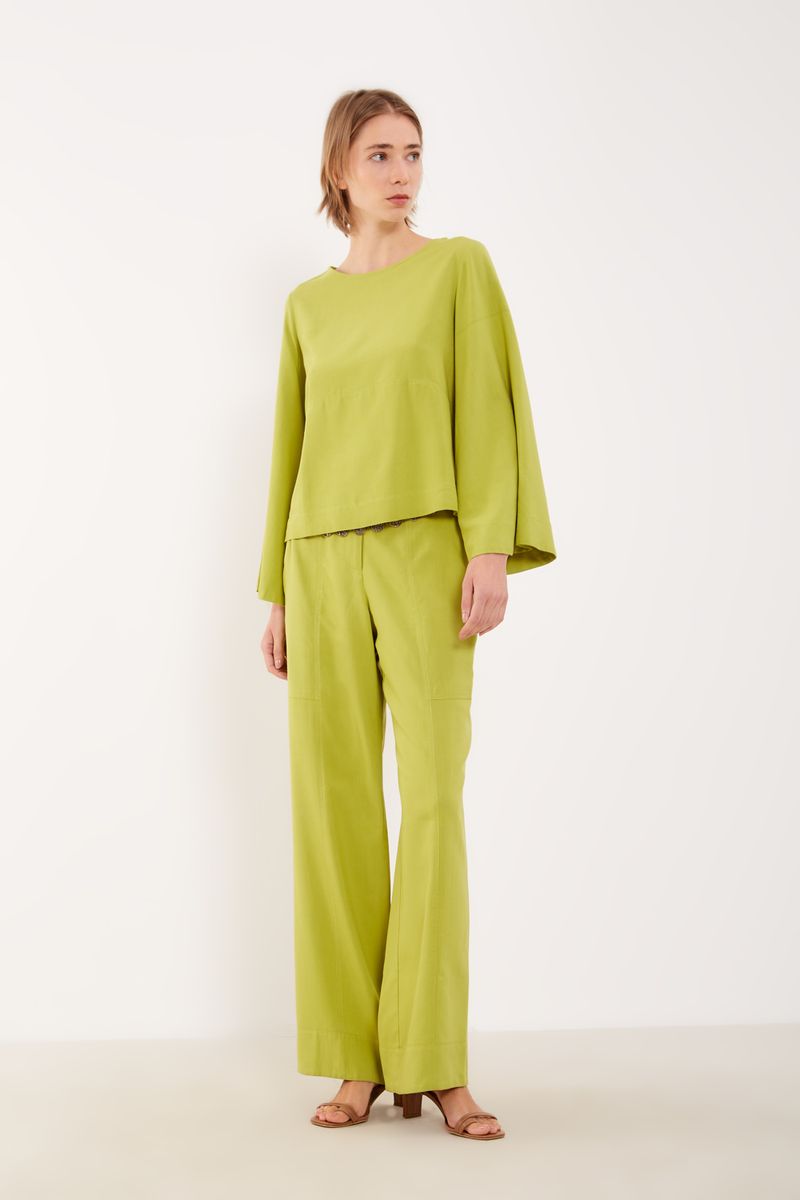 01039268_7298_1-BLUSA-DECOTE-CANOA-RECORTES