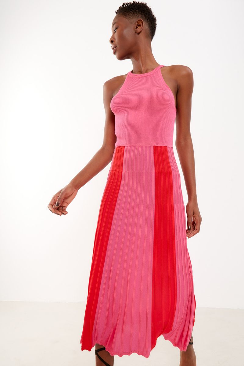 01038527_7234_3-VESTIDO-TRICOT-PLISSADA-LISTRAS