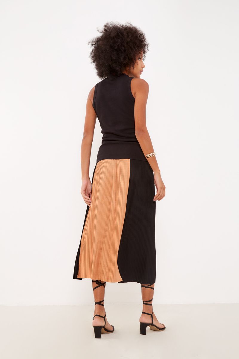 01039830_0002_2-SAIA-MALHA-SUEDE-PLISSADA