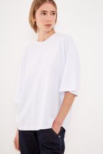 01039805_0001_3-BLUSA-MALHA-DECOTE-CANOA