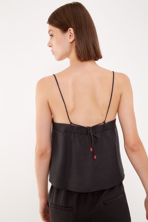 Blusa Alça Fina Decote Reto - Preto Noite