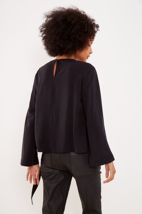 Blusa Casual Franzido Lateral - Preto