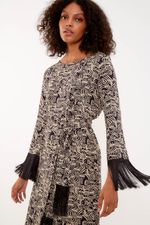 01039089_7373_3-VESTIDO-EST-ADRI-PRETA-MIDI