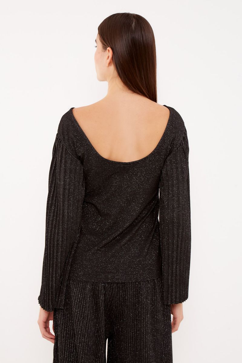 01040021_0002_2-BLUSA-MALHA-MANGA-PLISSADA