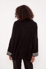 01038955_0002_2-CASACO-TRICOT-LISO-TEXTURA
