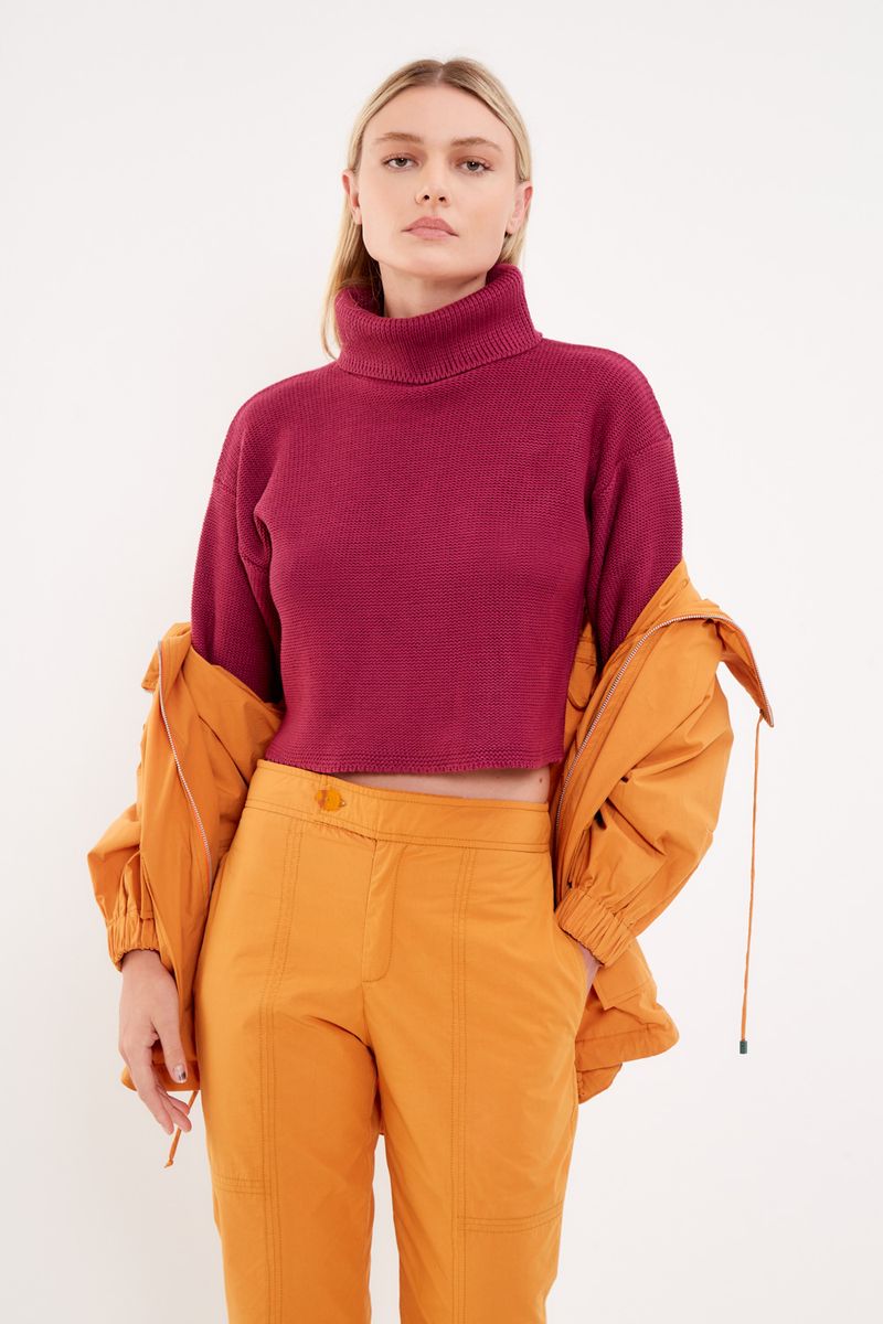 01038629_7285_2-BLUSA-TRICOT-GOLA-ALTA-MANGA-LG