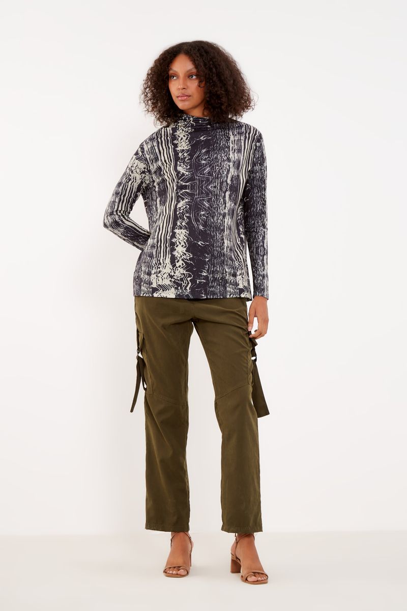 01040525_7469_1-BLUSA-MALHA-EST-SUBLIME-PRETO