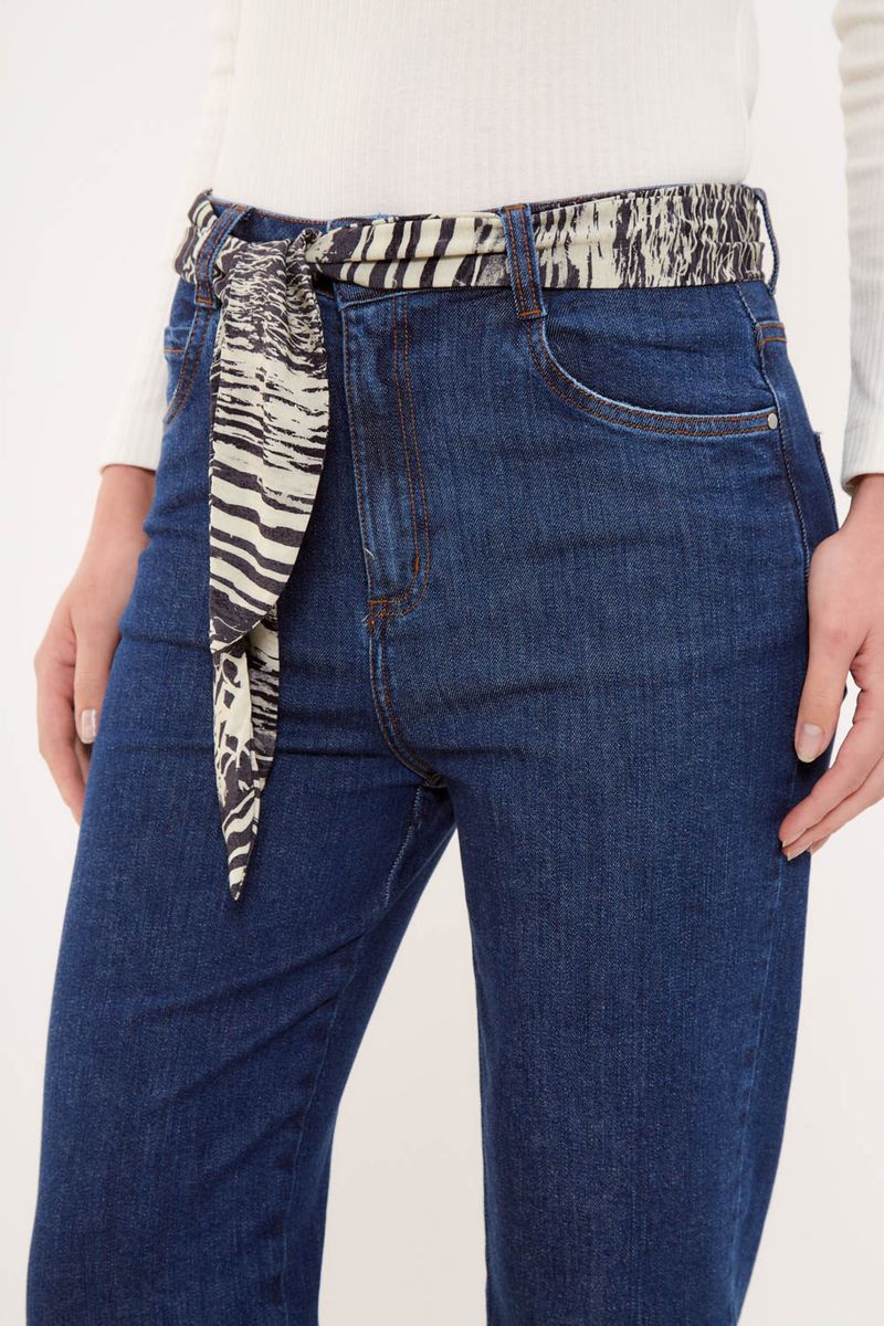 01040558_0057_3-CALCA-JEANS-RETA-CONFORT-ESCURA
