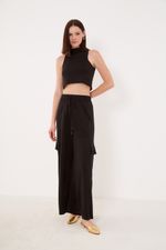 01039019_0002_1-TOP-TRICOT-DETALHE-RETILINEA