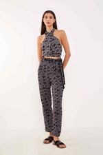 01039225_7470_1-TOP-EST-GERBERA-PRETA-FRENTE-UN