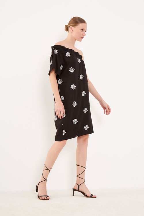 Vestido Ombro Só Bordado Dália - Preto