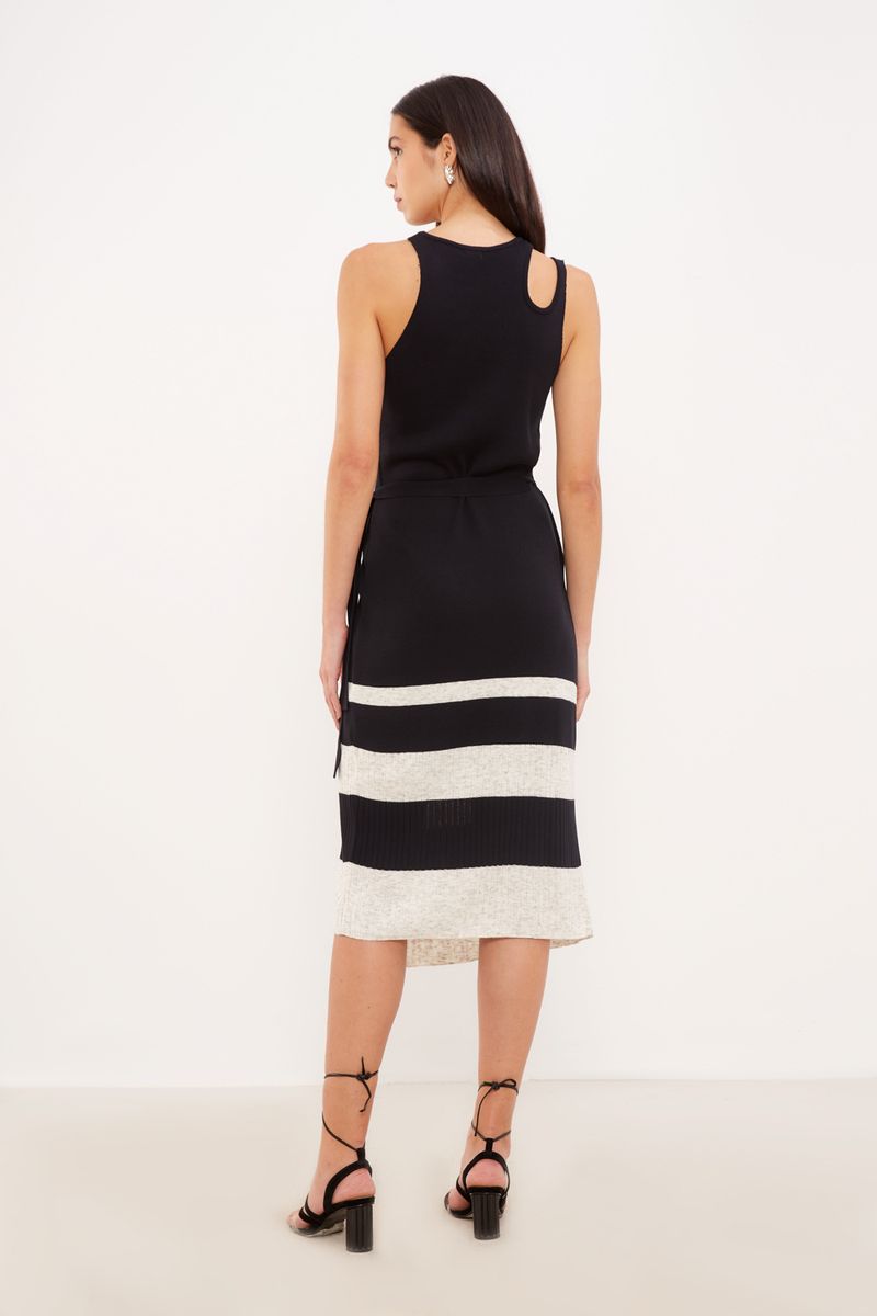 01040940_0002_2-VESTIDO-TRICOT-TRANSPASSADO