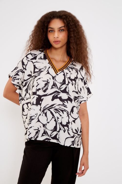 Blusa Estampa Gardênia Pb Decote v - Est Gardenia Pb