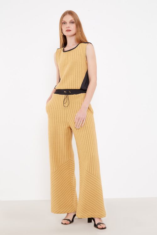 Blusa Malha Boucle - Caramelo