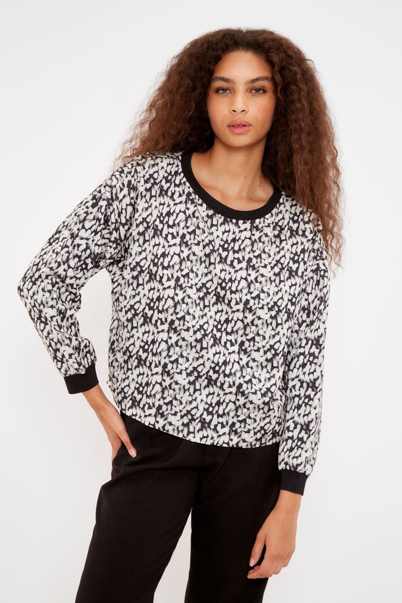 01042476_7654_2-BLUSA-EST-CARVAO-C-RETILINEA