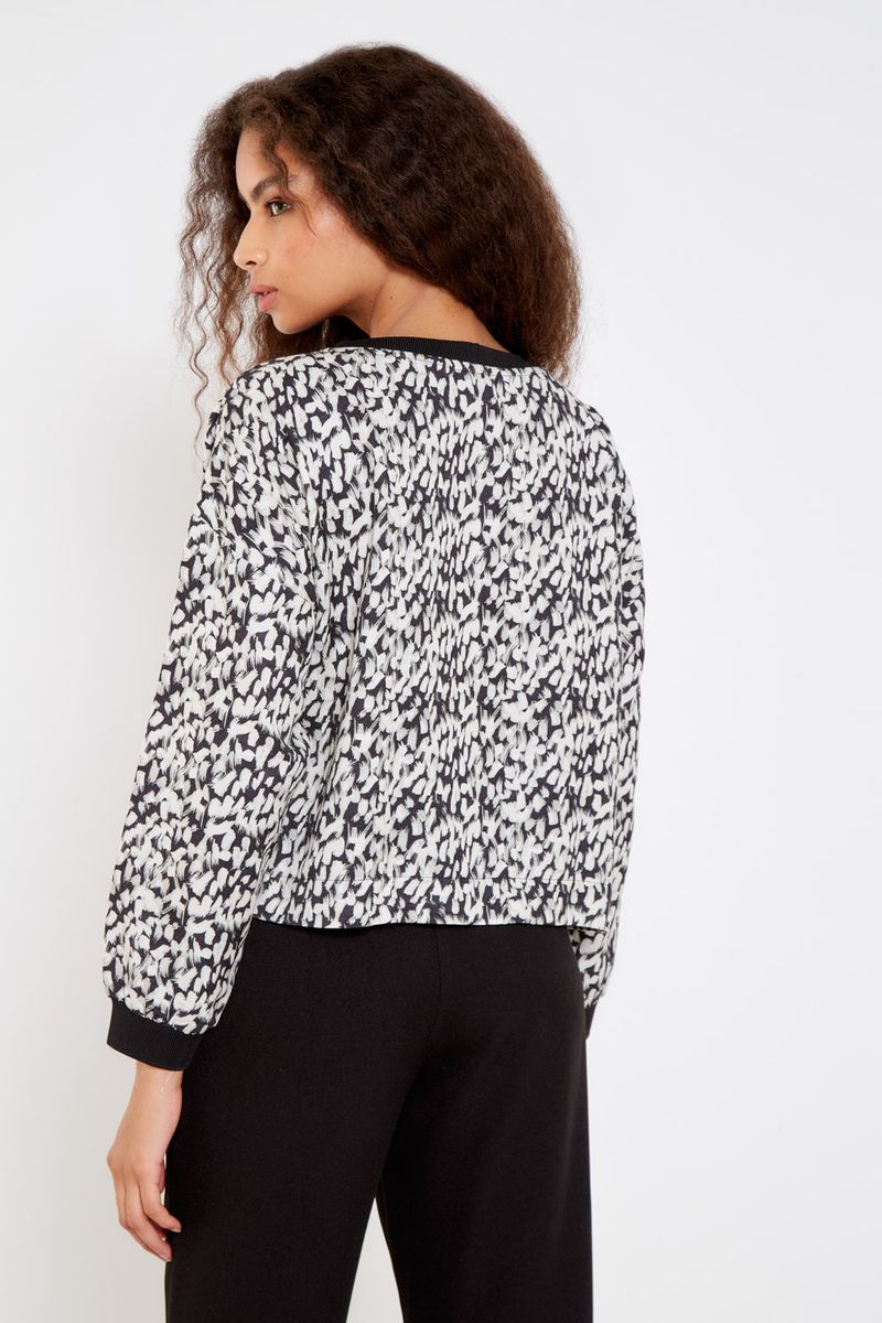 01042476_7654_3-BLUSA-EST-CARVAO-C-RETILINEA