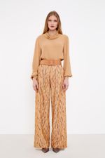 01040981_7671_1-BLUSA-C-MANGA-GOLA-ALTA