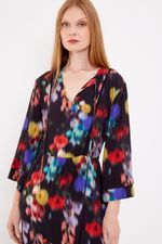 01042489_7606_2-VESTIDO-EST-BLUR-PRETA-C-MANGAS