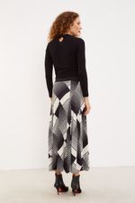 01042494_7658_3-SAIA-MIDI-EST-GEOMETRICA-PB