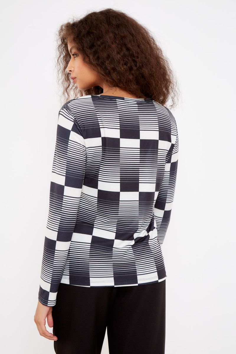 01042623_7658_3-BLUSA-MALHA-EST-GEOMETRICA-PB