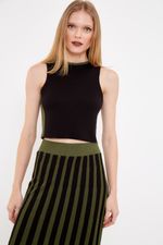 01042794_7678_2-BLUSA-TRICOT-LISTRA-LATERAL