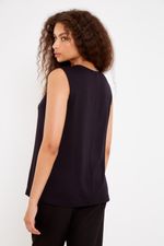 01042603_0002_3-REGATA-MALHA-SILK-ABSTRATO