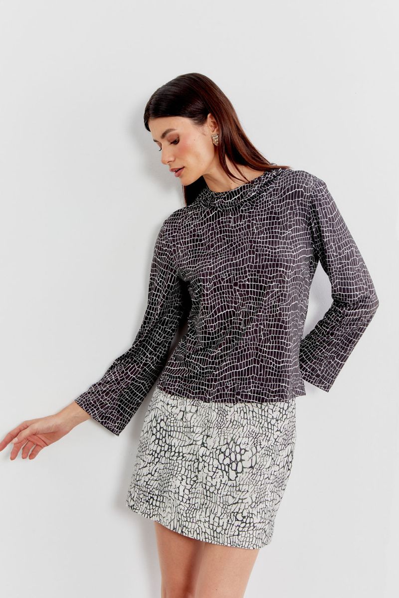 01042678_7834_2-BLUSA-MALHA-EST-MAMBA-NEGRA
