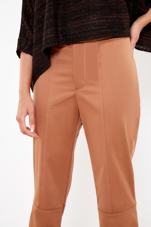 Calça Tecno Recortes - Ambar Escuro