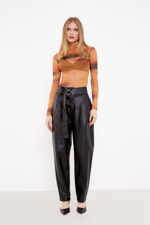 Calça Reta Couro Eco - Preto