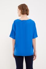 01042291_7630_3-BLUSA-BASICA-DECOTE-V