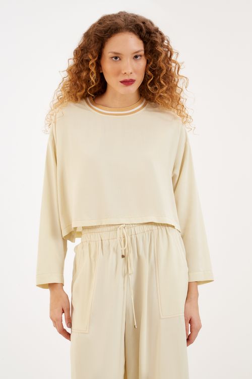 Blusa Cropped Cava Deslocada - Off Frio