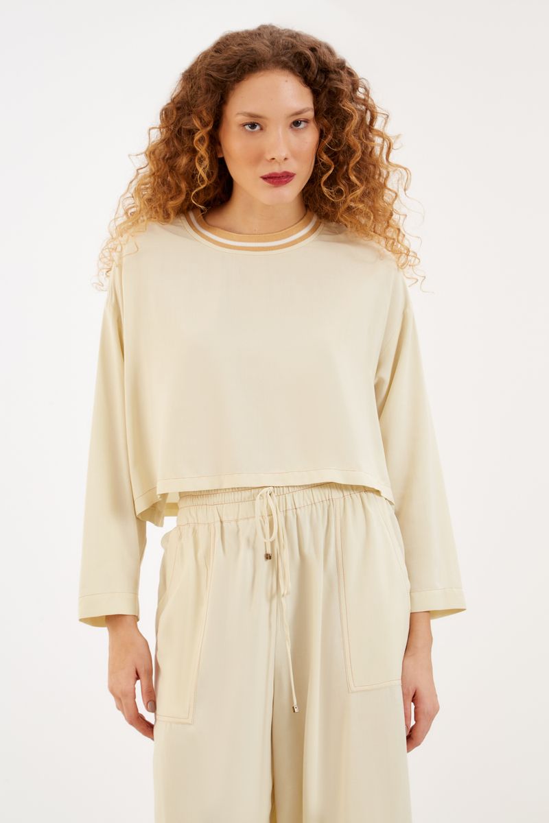 01040990_7675_2-BLUSA-CROPPED-CAVA-DESLOCADA