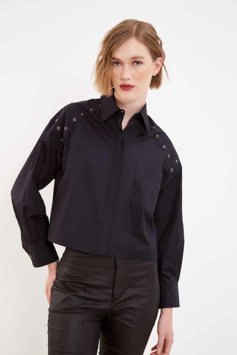 01042289_0002_2-CAMISA-CROPPED-MANGA-ILHOS