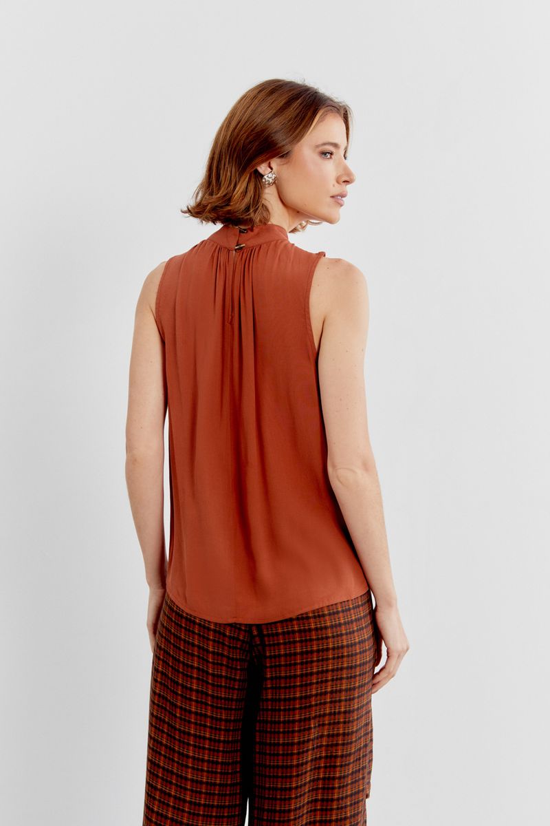 01042302_7797_3-BLUSA-GOLA-ALTA-BASIC