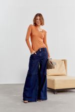 01043381_0057_1-CALCA-JEANS-DETALHE-ILHOS