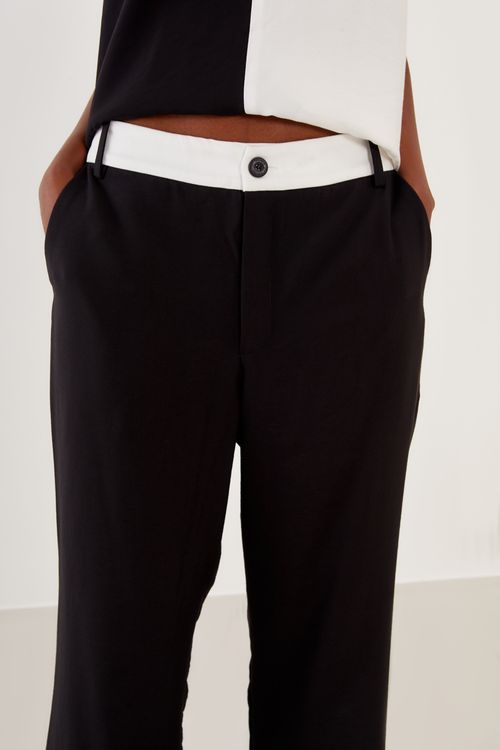 Calça Bicolor Fenda Frente - Preto