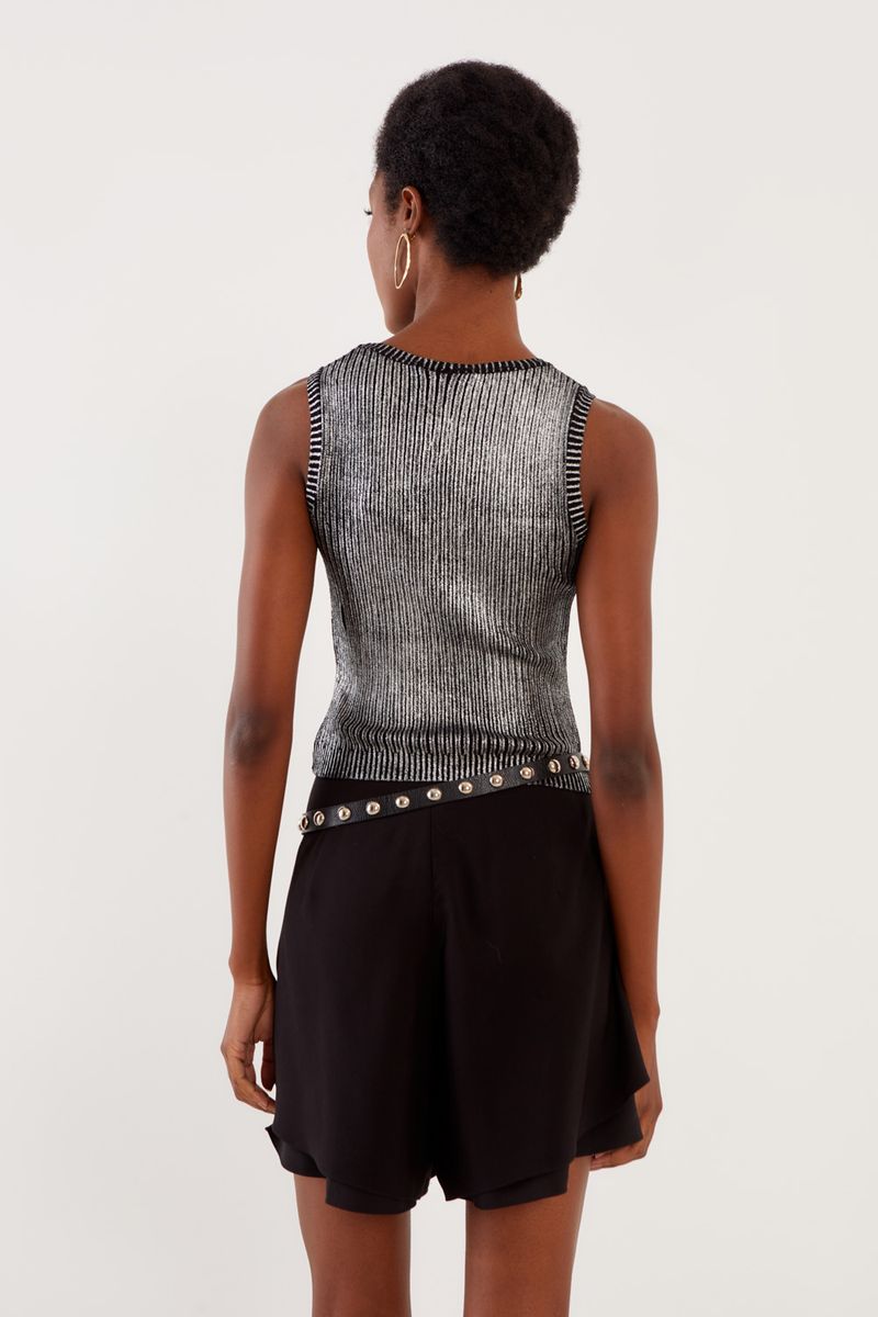 01043230_0002_3-SHORT-CASUAL-BABADOS