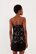 01042904_0002_3-BLUSA-TQC-BORDADO-ASSIMETRICA