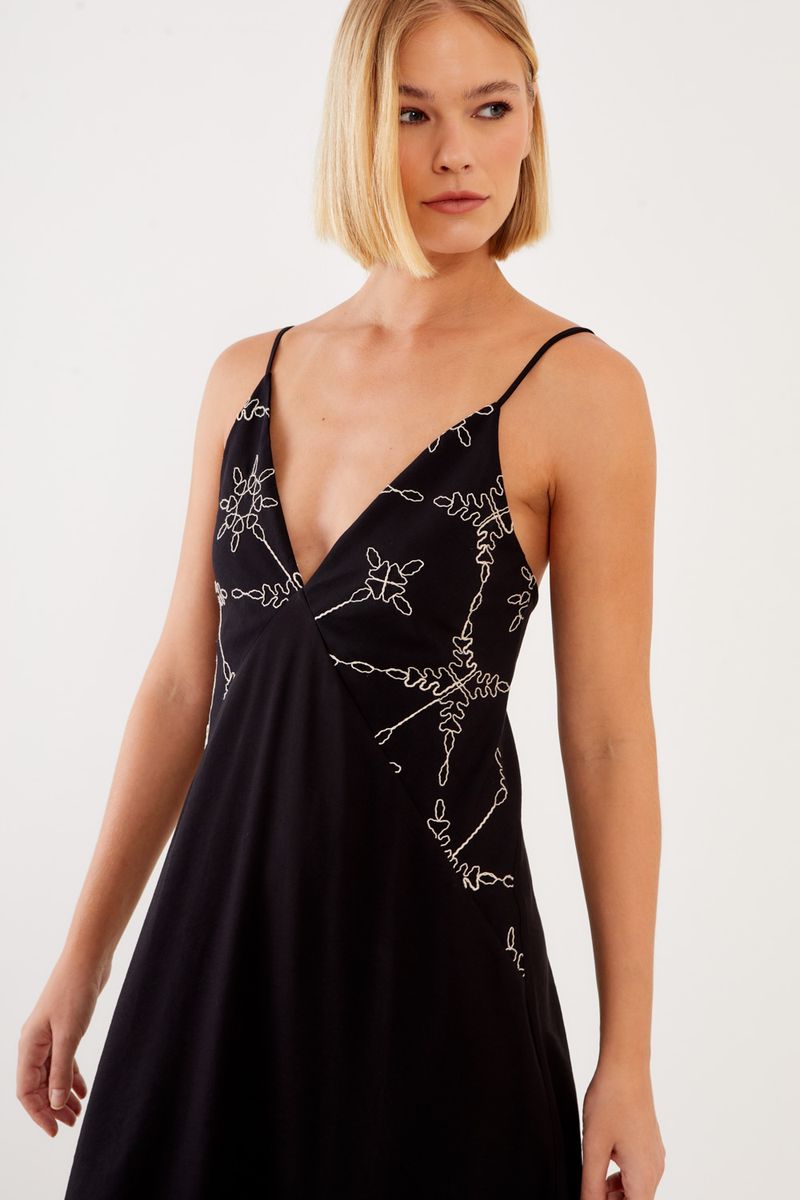 01042909_0002_2-VESTIDO-LONGO-BUSTO-BORDADO