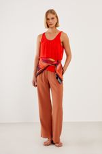 01043263_7898_1-BLUSA-CASUAL-DECOTE-U