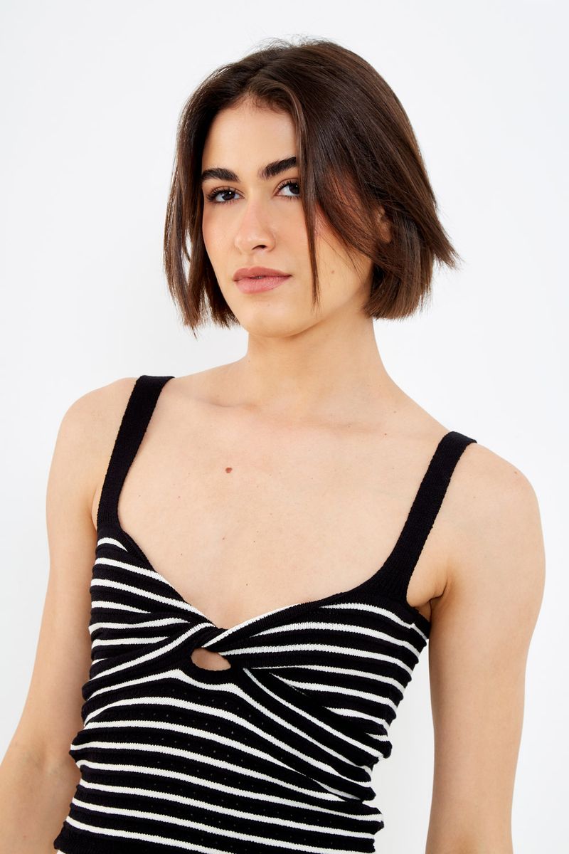01044245_0421_3-TOP-TRICOT-LISTRADO