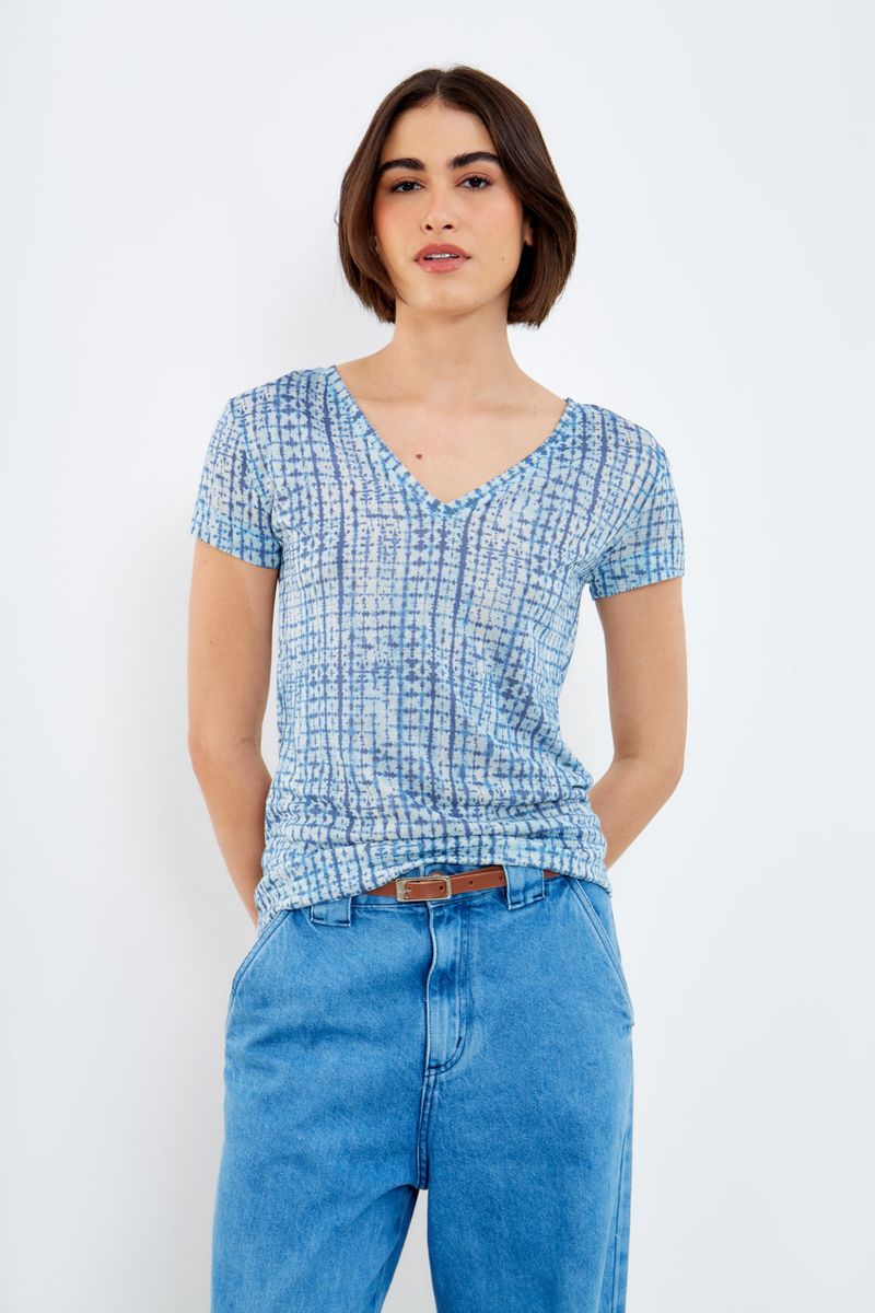 01043932_8202_2-TSHIRT-MALHA-EST-BLUE-SQUARE