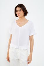 01044979_0001_2-BLUSA-DECOTE-V-A-FIO