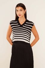 01043891_7321_2-BLUSA-MALHA-TRICOT-LISTRADA