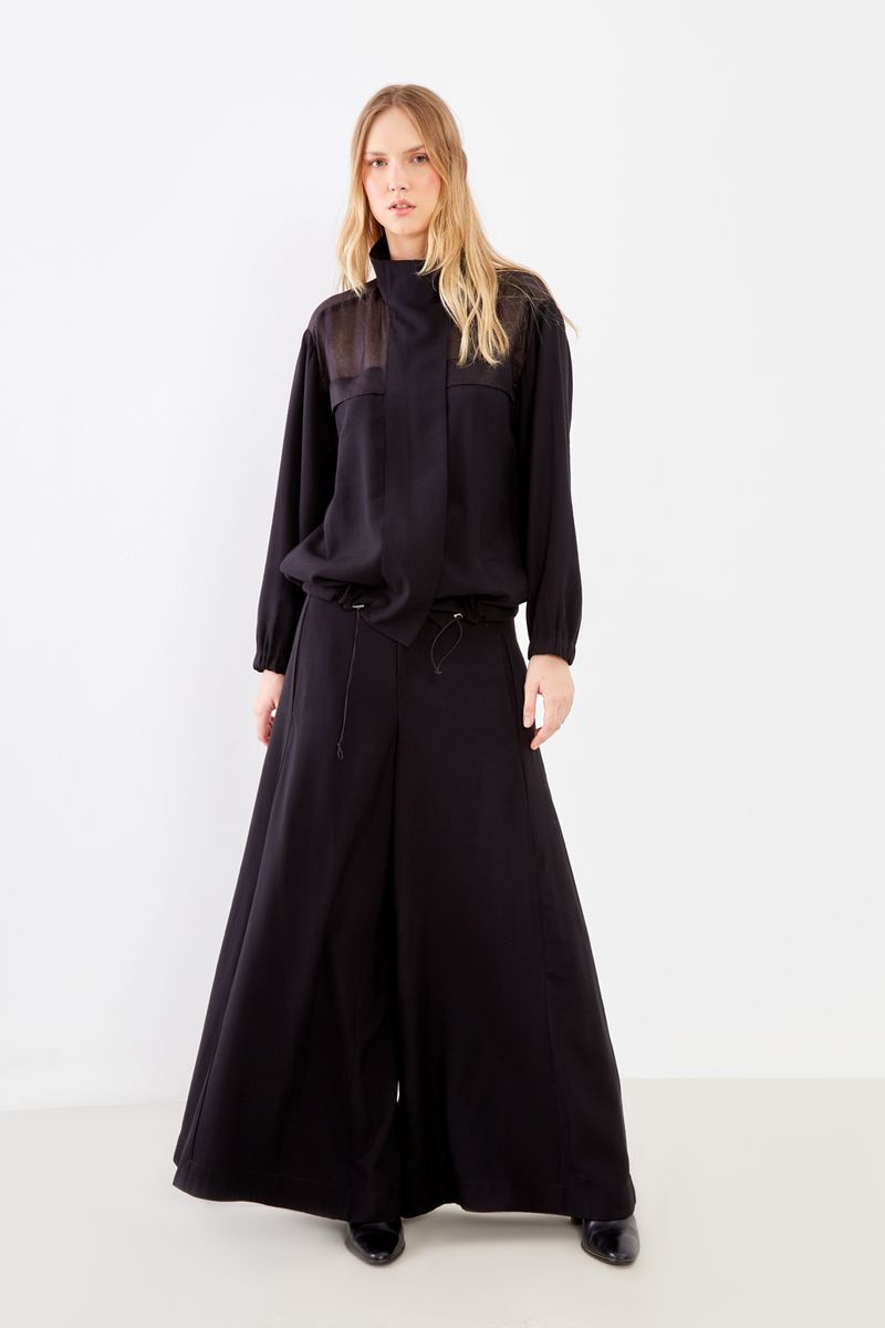 01043645_0002_3-JAQUETA-MIX-ORGANZA